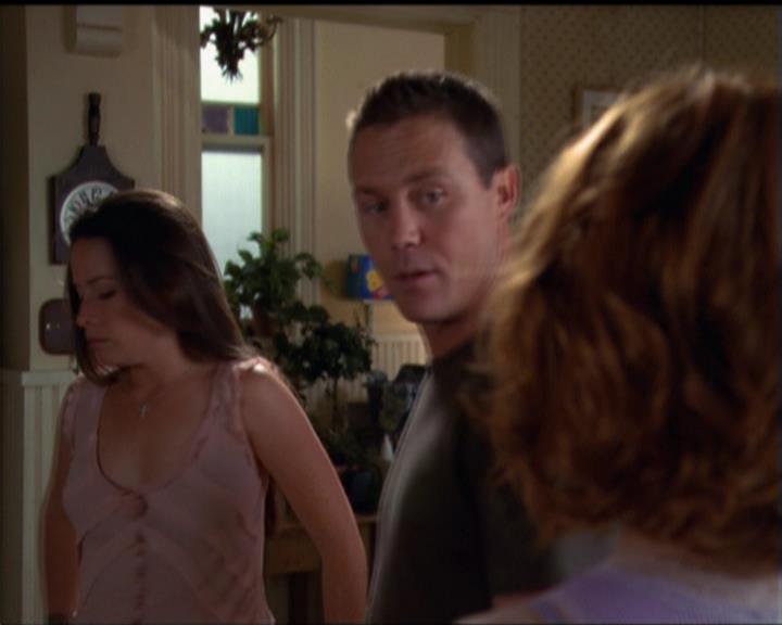 Charmed-Online_dot_net-5x01-2AWitchTail1024.jpg