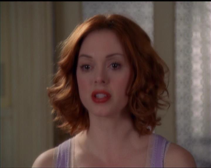 Charmed-Online_dot_net-5x01-2AWitchTail1027.jpg