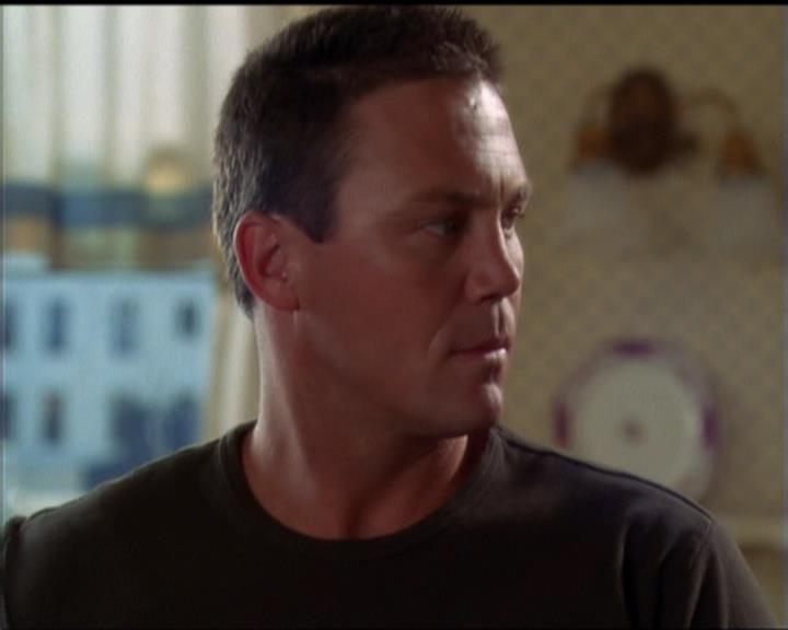 Charmed-Online_dot_net-5x01-2AWitchTail1035.jpg