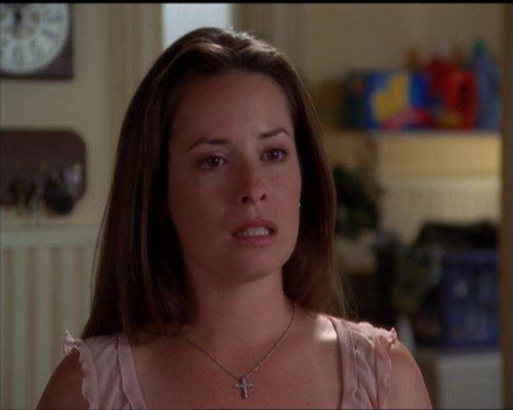 Charmed-Online_dot_net-5x01-2AWitchTail1061.jpg