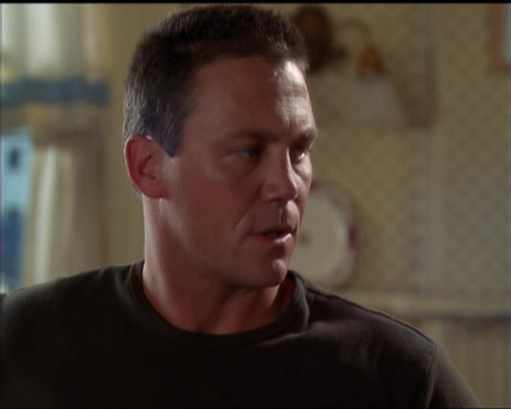 Charmed-Online_dot_net-5x01-2AWitchTail1072.jpg