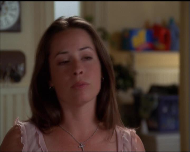 Charmed-Online_dot_net-5x01-2AWitchTail1077.jpg