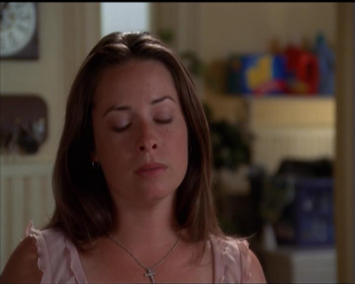 Charmed-Online_dot_net-5x01-2AWitchTail1078.jpg