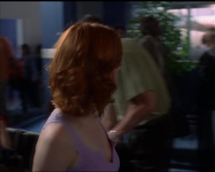 Charmed-Online_dot_net-5x01-2AWitchTail1203.jpg