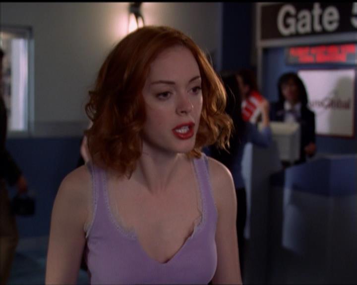 Charmed-Online_dot_net-5x01-2AWitchTail1222.jpg