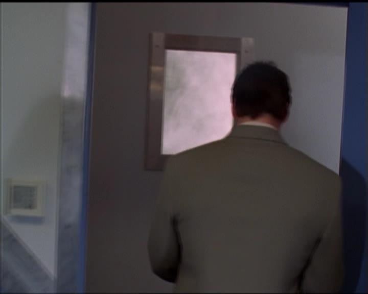 Charmed-Online_dot_net-5x01-2AWitchTail1261.jpg