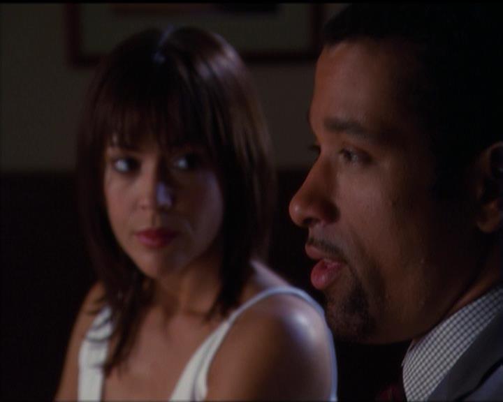 Charmed-Online_dot_net-5x01-2AWitchTail1301.jpg