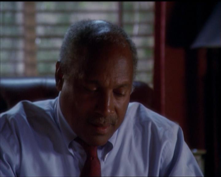 Charmed-Online_dot_net-5x01-2AWitchTail1310.jpg Charmed-Online_dot_net-5x01-2AWitchTail1310.jpg