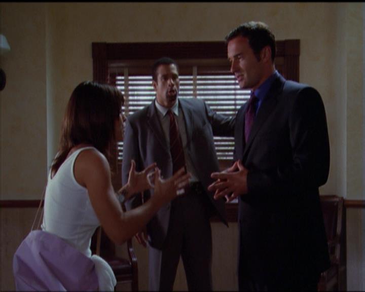 Charmed-Online_dot_net-5x01-2AWitchTail1347.jpg