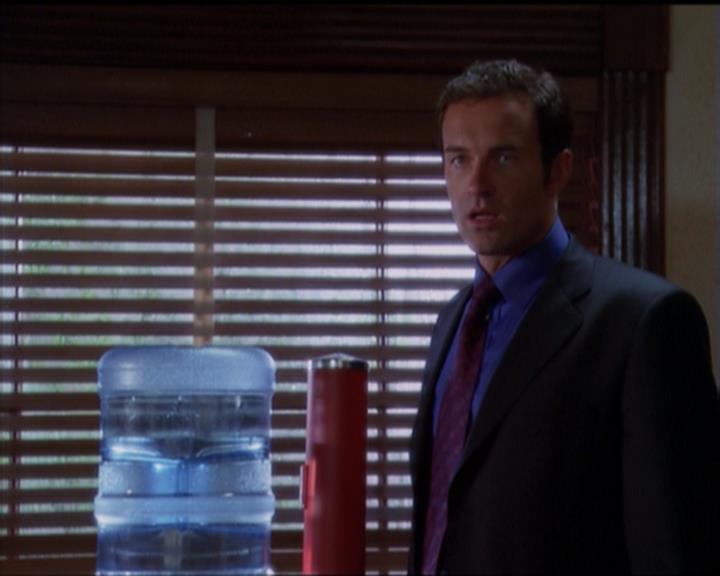 Charmed-Online_dot_net-5x01-2AWitchTail1391.jpg
