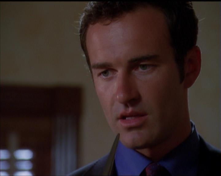 Charmed-Online_dot_net-5x01-2AWitchTail1407.jpg