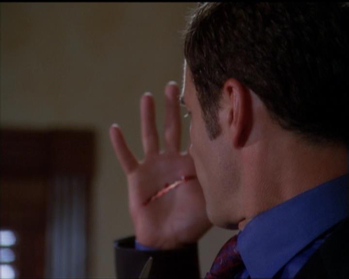 Charmed-Online_dot_net-5x01-2AWitchTail1426.jpg