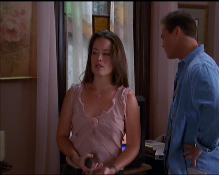 Charmed-Online_dot_net-5x01-2AWitchTail1466.jpg