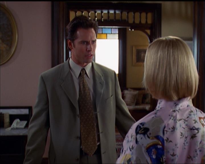 Charmed-Online_dot_net-5x01-2AWitchTail1505.jpg