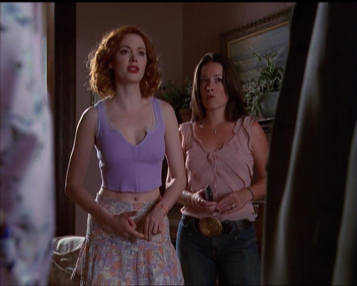 Charmed-Online_dot_net-5x01-2AWitchTail1513.jpg