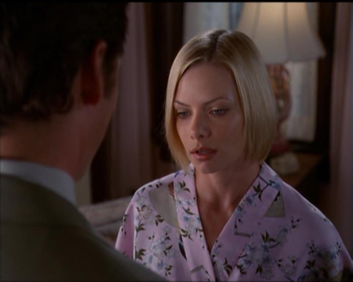 Charmed-Online_dot_net-5x01-2AWitchTail1525.jpg