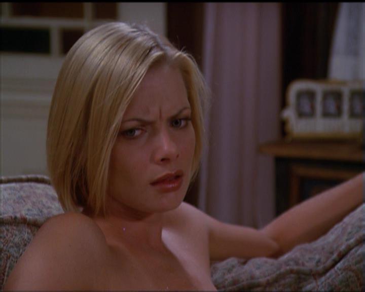 Charmed-Online_dot_net-5x01-2AWitchTail1575.jpg