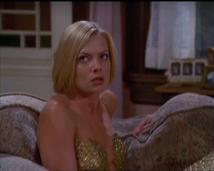 Charmed-Online_dot_net-5x01-2AWitchTail1608.jpg