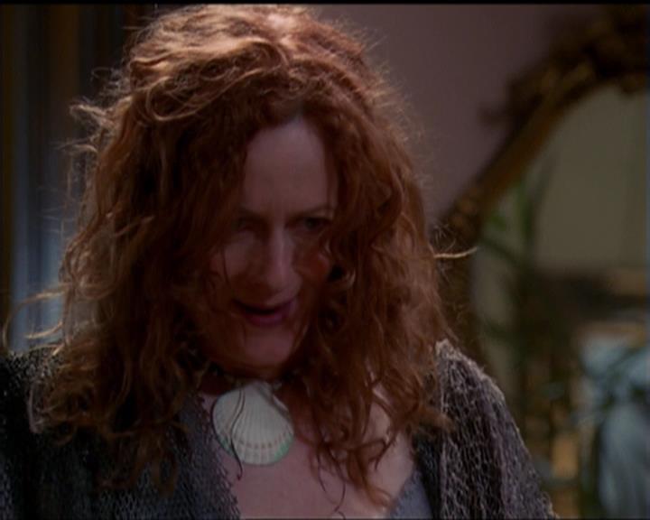 Charmed-Online_dot_net-5x01-2AWitchTail1609.jpg