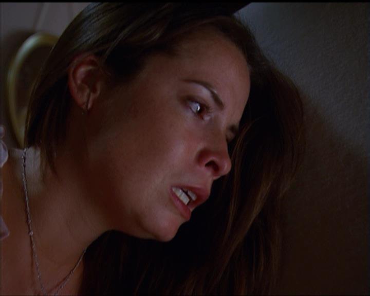 Charmed-Online_dot_net-5x01-2AWitchTail1616.jpg