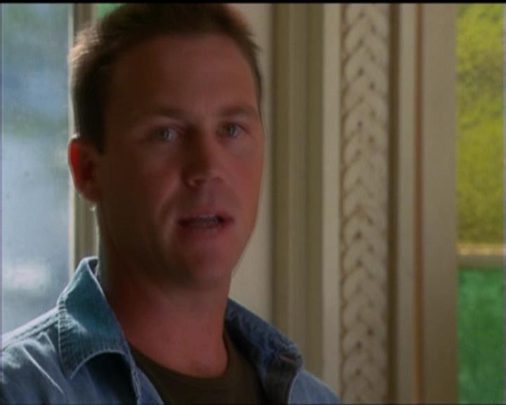 Charmed-Online_dot_net-5x01-2AWitchTail1687.jpg