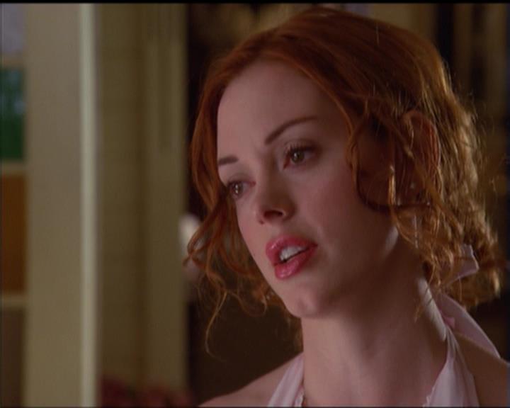 Charmed-Online_dot_net-5x01-2AWitchTail1707.jpg