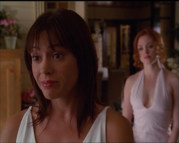 Charmed-Online_dot_net-5x01-2AWitchTail1733.jpg