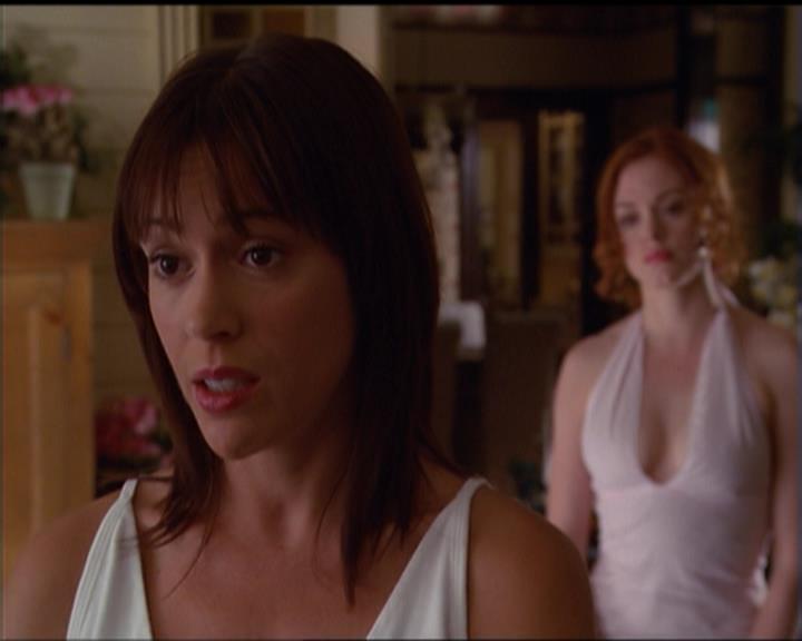 Charmed-Online_dot_net-5x01-2AWitchTail1734.jpg