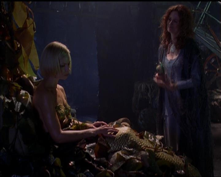 Charmed-Online_dot_net-5x01-2AWitchTail1761.jpg