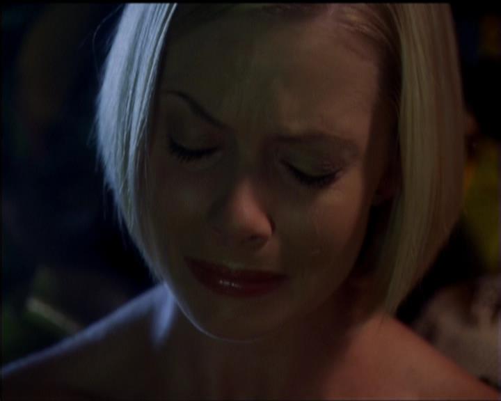 Charmed-Online_dot_net-5x01-2AWitchTail1804.jpg
