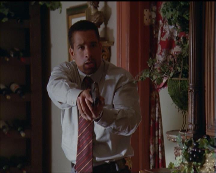 Charmed-Online_dot_net-5x01-2AWitchTail1831.jpg