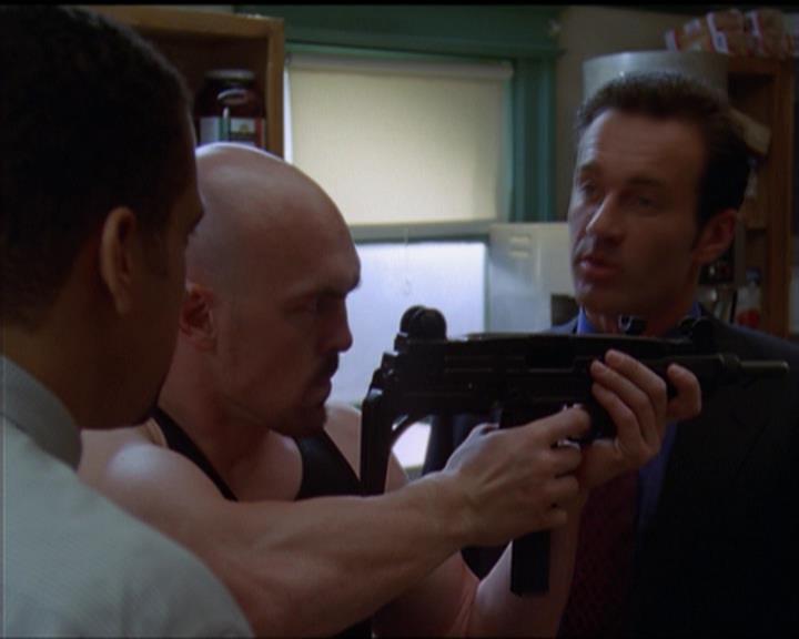 Charmed-Online_dot_net-5x01-2AWitchTail1858.jpg