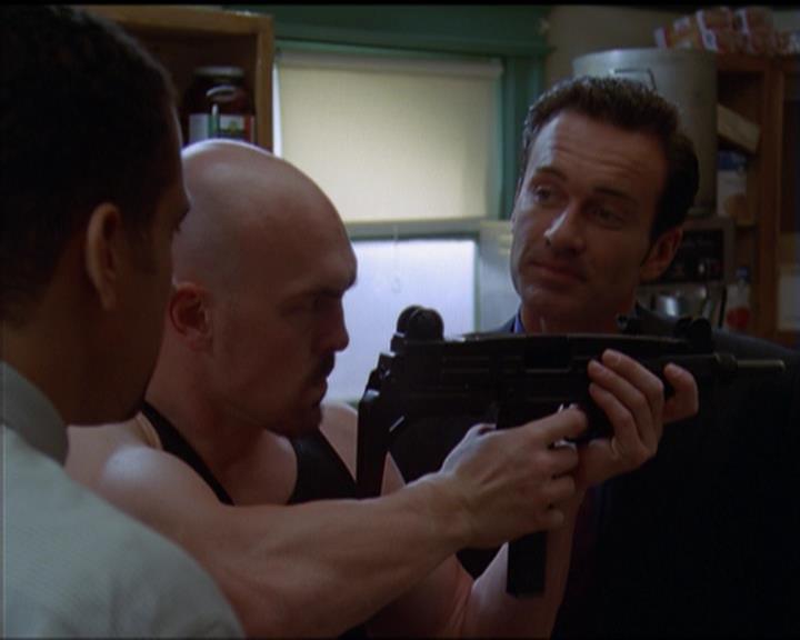 Charmed-Online_dot_net-5x01-2AWitchTail1859.jpg