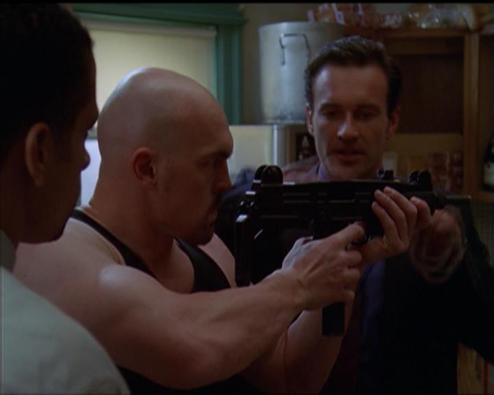 Charmed-Online_dot_net-5x01-2AWitchTail1867.jpg