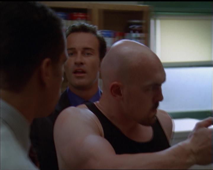 Charmed-Online_dot_net-5x01-2AWitchTail1875.jpg