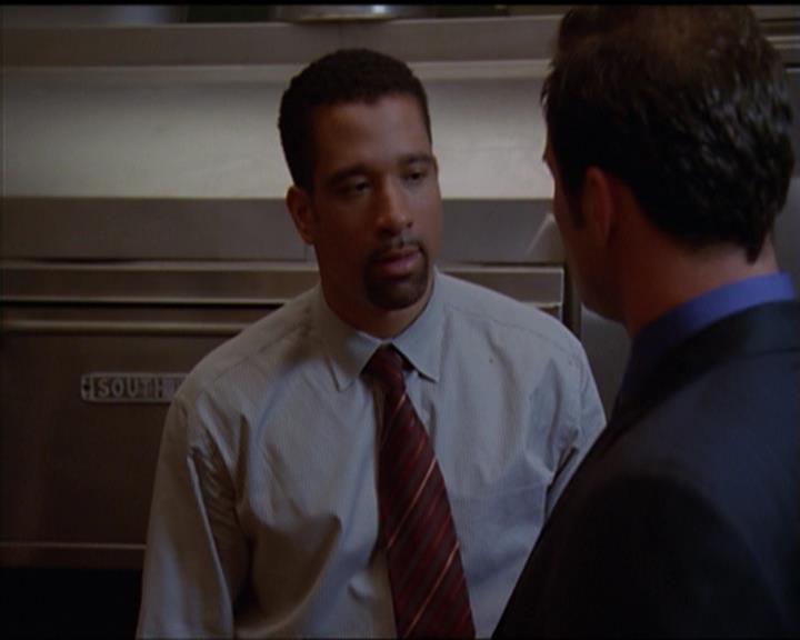 Charmed-Online_dot_net-5x01-2AWitchTail1897.jpg