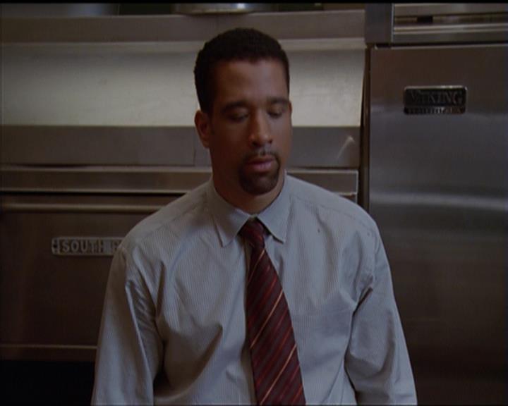 Charmed-Online_dot_net-5x01-2AWitchTail1902.jpg