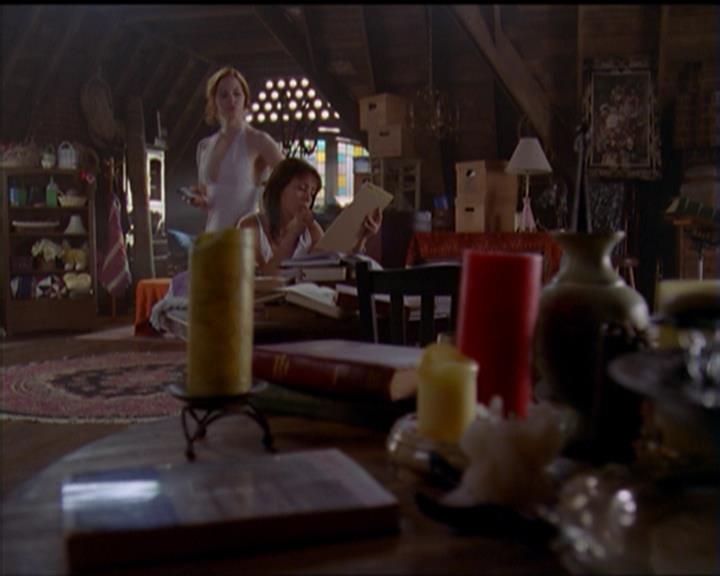 Charmed-Online_dot_net-5x01-2AWitchTail1905.jpg