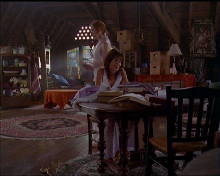 Charmed-Online_dot_net-5x01-2AWitchTail1915.jpg