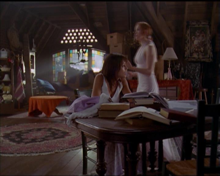 Charmed-Online_dot_net-5x01-2AWitchTail1920.jpg