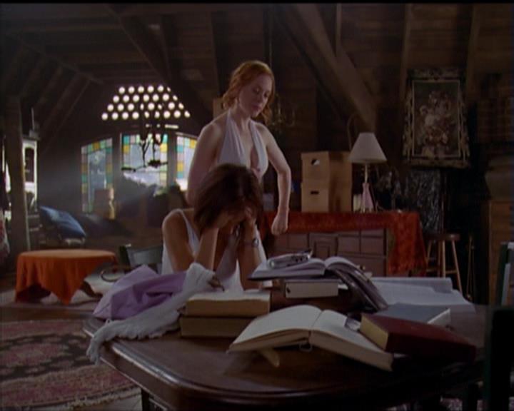 Charmed-Online_dot_net-5x01-2AWitchTail1929.jpg