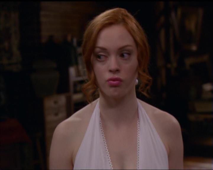 Charmed-Online_dot_net-5x01-2AWitchTail2058.jpg