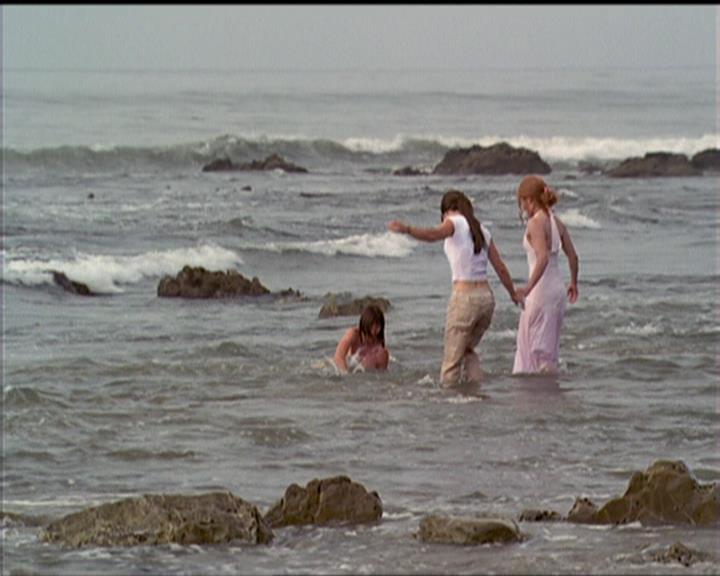 Charmed-Online_dot_net-5x01-2AWitchTail2086.jpg
