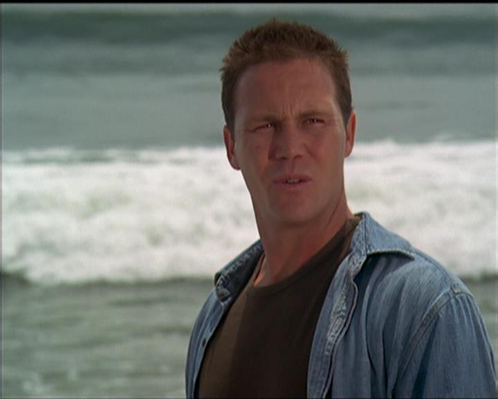 Charmed-Online_dot_net-5x01-2AWitchTail2170.jpg
