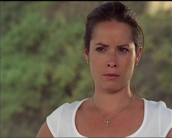 Charmed-Online_dot_net-5x01-2AWitchTail2178.jpg