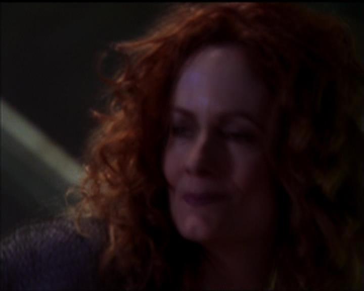 Charmed-Online_dot_net-5x01-2AWitchTail2204.jpg