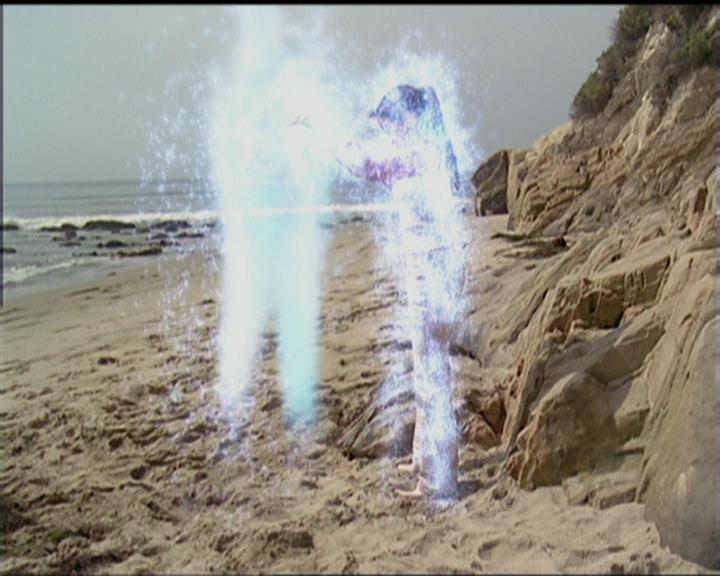 Charmed-Online_dot_net-5x01-2AWitchTail2256.jpg