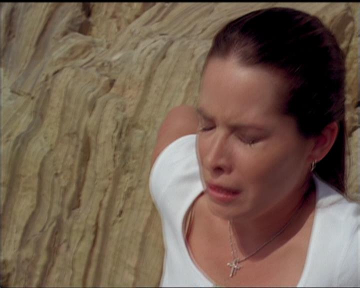Charmed-Online_dot_net-5x01-2AWitchTail2261.jpg