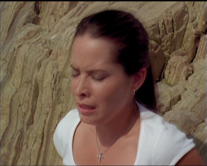 Charmed-Online_dot_net-5x01-2AWitchTail2262.jpg