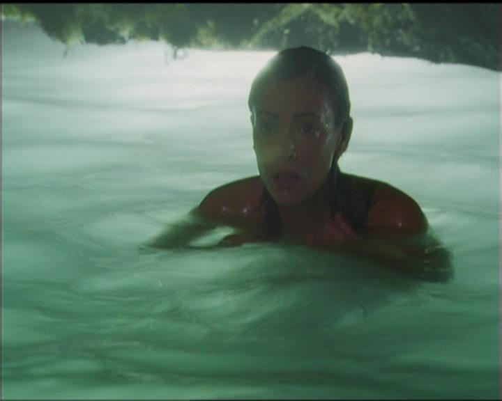 Charmed-Online_dot_net-5x01-2AWitchTail2270.jpg